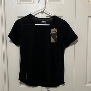 NWT-Diadora Black Short Sleeve Women's performance top. Size XS